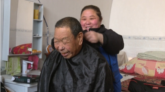 陕西佳县:打造“没有围墙”的乡村公益养老院 托起幸福“夕阳红”